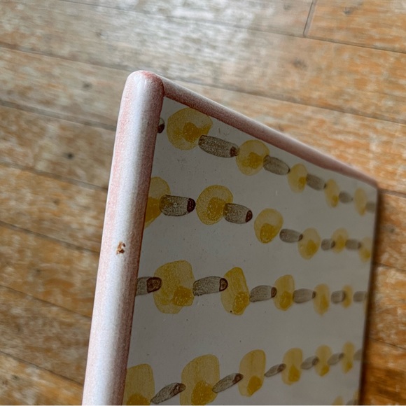 Mackenzie-Childs Victoria and Richard Ceramic Tile Trivet Decor - Picture 6 of 11